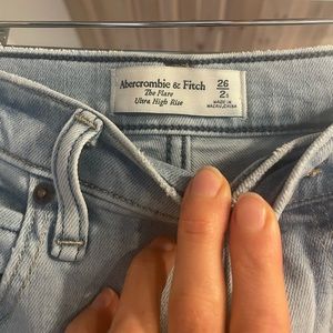 Abercrombie & Fitch ultra high rise flare jeans - 2S